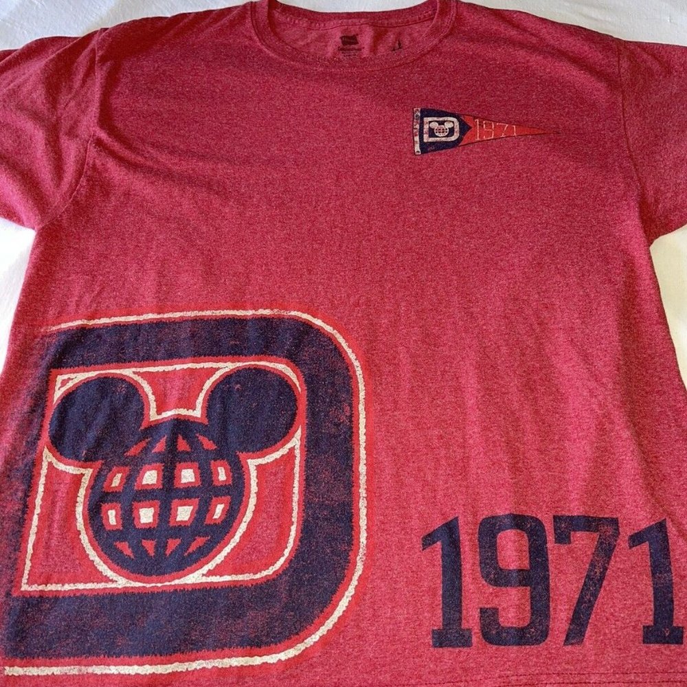 DISNEY PARKS AUTHENTIC Classic Mickey Mouse Shirt